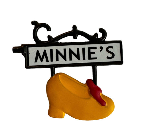 Department 56 Minnie's Shoe Sign