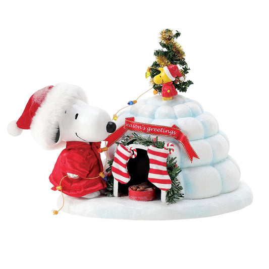 Department 56 Snoopy's Puffer Igloo